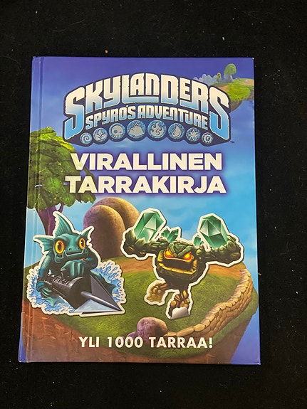 Skylanders Spyro's Adventure virallinen tarrakirja