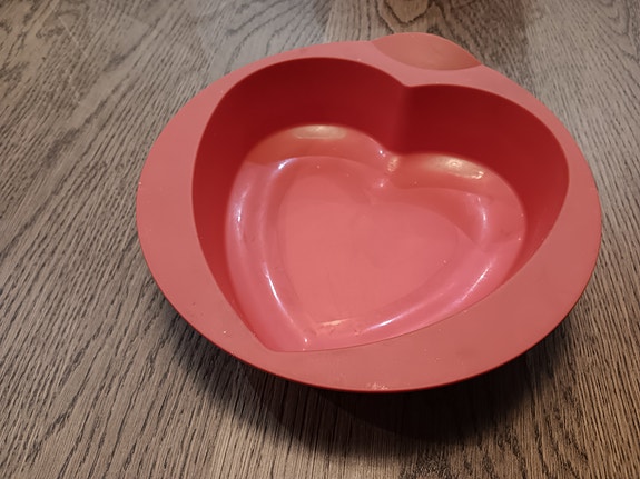 Tupperware sydän silikonivuoka