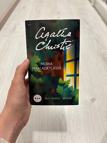 Agatha Christie Murha maalaiskylässä