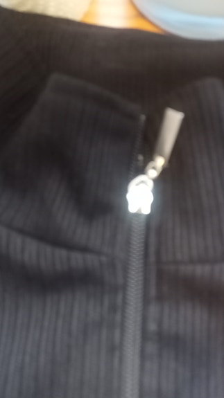 Naisten musta pikkutakki