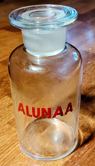 Vanha apteekkipullo, 1 litra