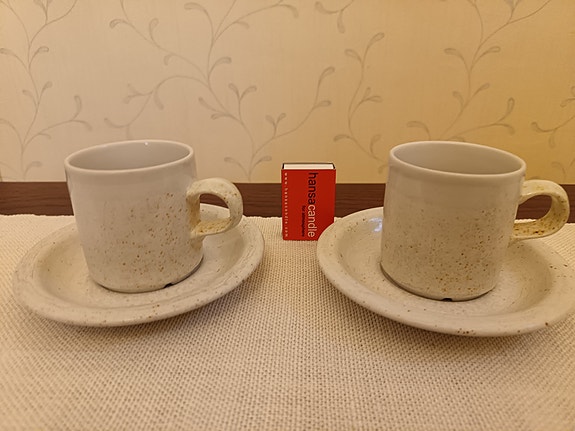 Pentik Pieni Kuppi ja Lautanen Setti kivitavara