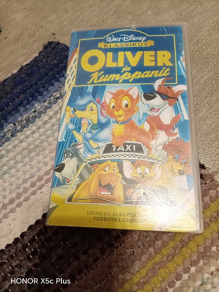 Disney Oliver ja kumppanit vhs