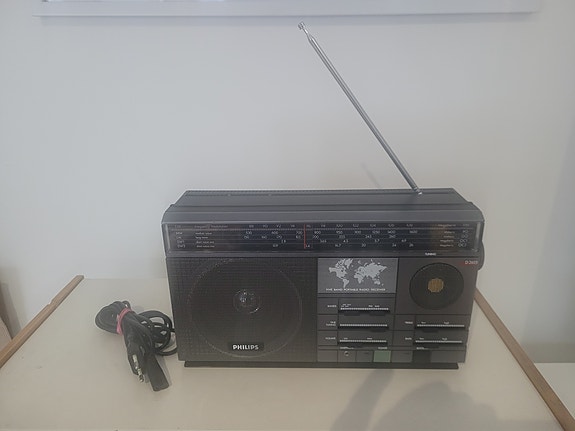 Philips D2615 Matkaradio