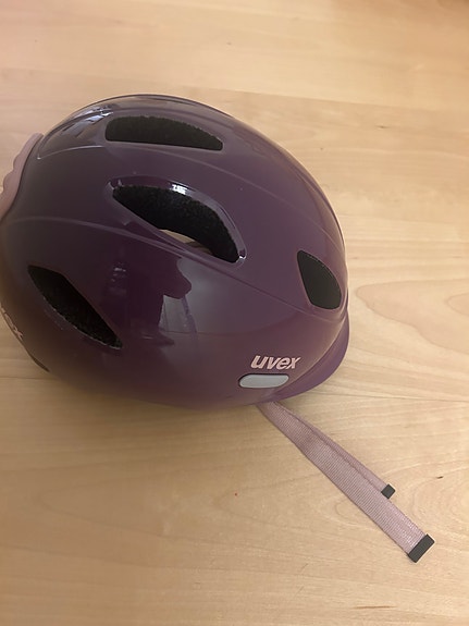 Lasten Uvex kypärä 45-50cm