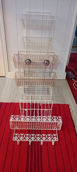 Hyllyjä