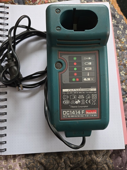 Makita laturi DC1414F