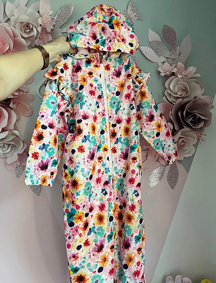 Ted baker uusi ohut haalari 4-5v (110)