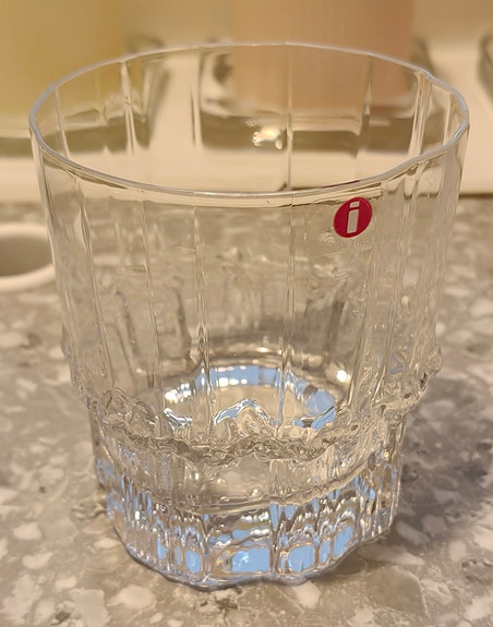 Wirkkalan Pallas lasi