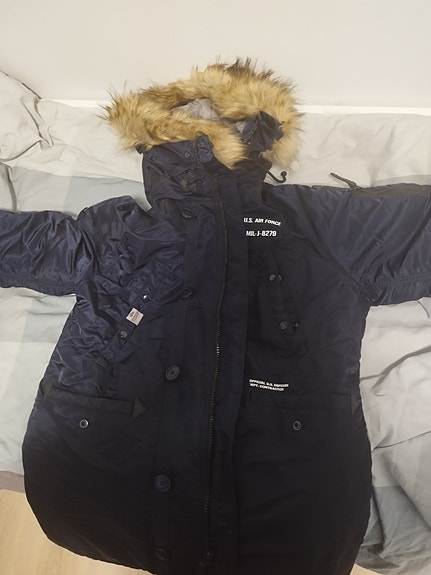 Product image 1 of 7