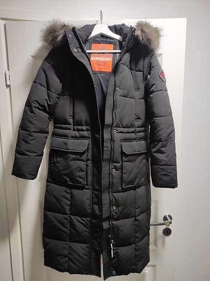 Naisten Superdry talvitakki koko 36
