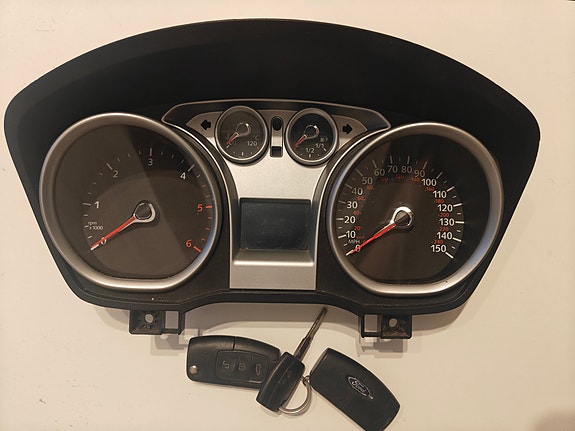Ford mittaristo + avaimet