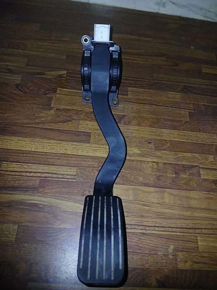 Kaasupoljin Peugeot 307 1,6 bensa