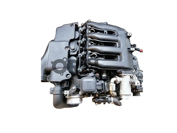 KÄYTETTY TÄYDELLINEN MOOTTORI 204D4 BMW E60 520D 120kW