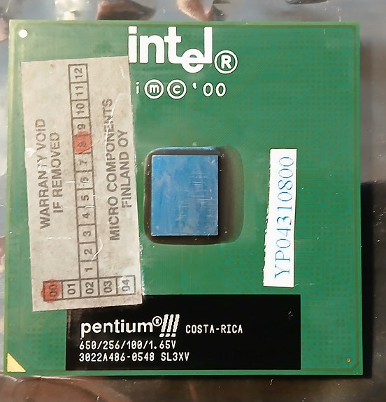 Intel Pentium III 650 MHz