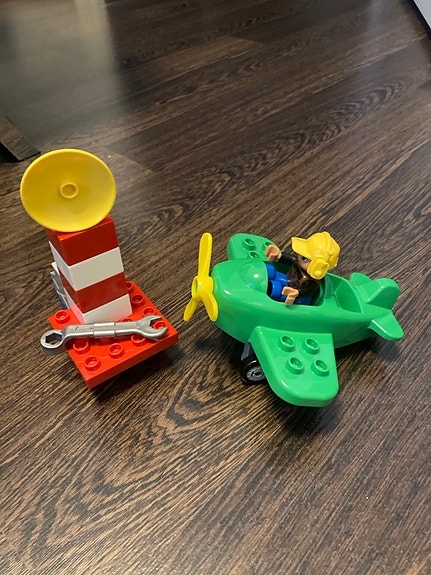 LEGO DUPLO pieni lentokone