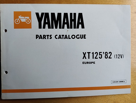 Yamaha XT 125 -82 varaosakirja