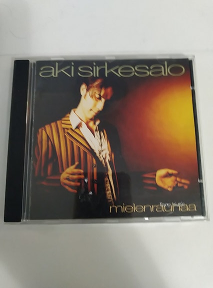 Aki Sirkesalo Mielenrauhaa CD-levy