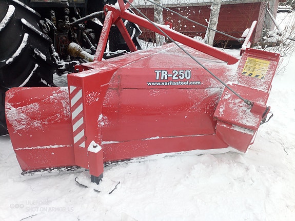 Lumilinko Varila steel Tr-250