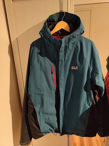 Hupullinen talvitakki XXL
