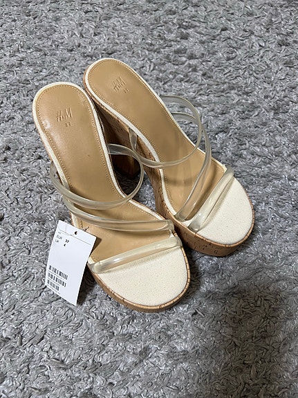 H&M Korkokengät koko 37 vaaleat korkeat korot