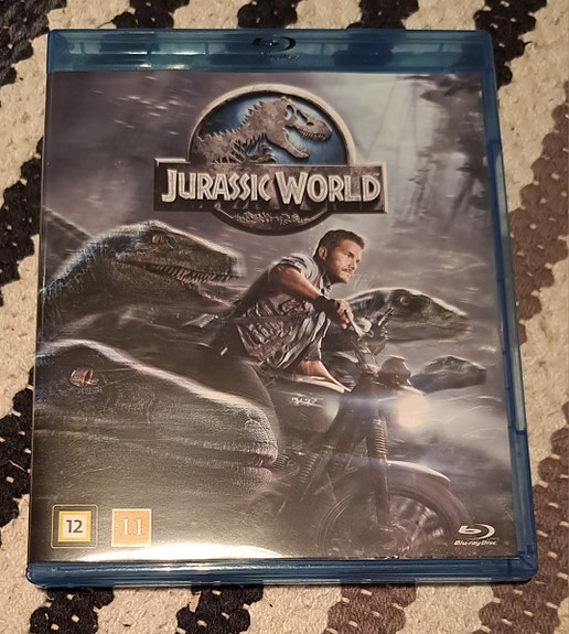 Jurassic world blu-ray
