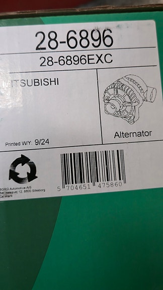 Mitsubishi Outlander laturi