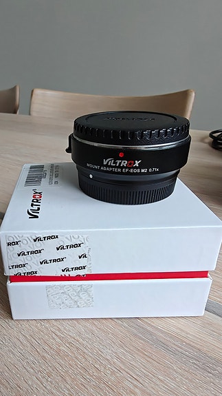 Viltrox EF-EOS M2 speedbooster 0.71x objektiivisovitin