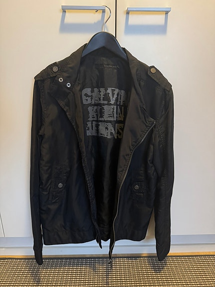Musta miesten Calvin Klein takki XL