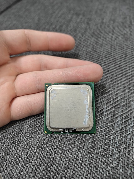 Intel Pentium 4 HT 521