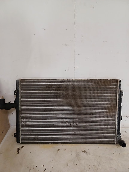 VW CADDY 2010-2015 1,6 TDI DSG Jäähdytin automaattivaihteisto 1K0121251EH