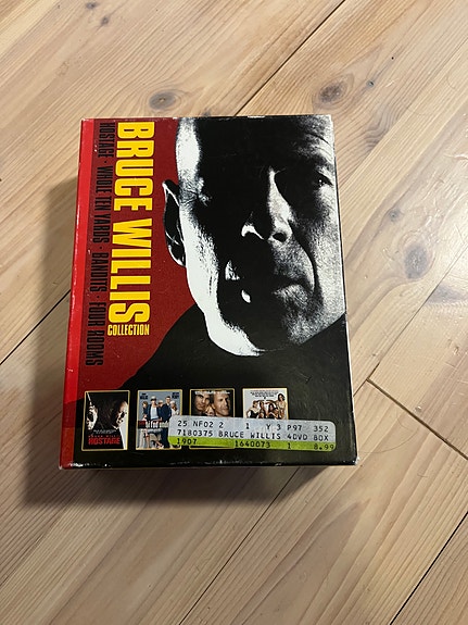 Bruce Willis collection dvd.