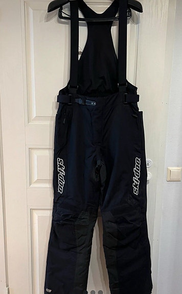 Product image 1 of 3