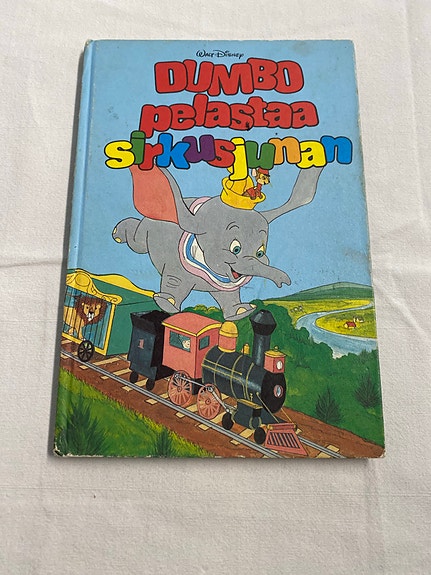 Disney Dumbo lastenkirja