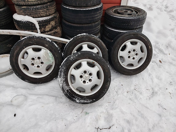 Mercedes-Benz 15 aluvanteet alkuperäiset