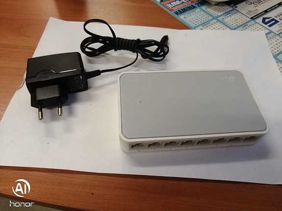 TP-LINK TL-SF1008D -8-porttinen kytkin