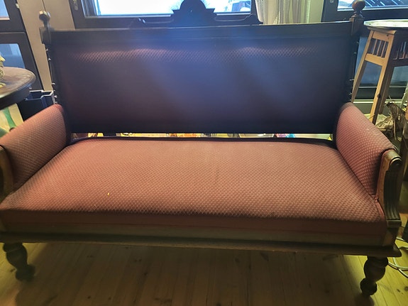 Uusrenesanssi sohva 155 cm leveä