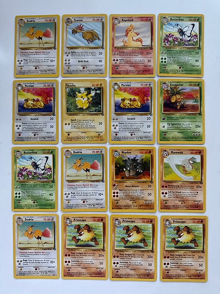 Vanhoja pokemon kortteja