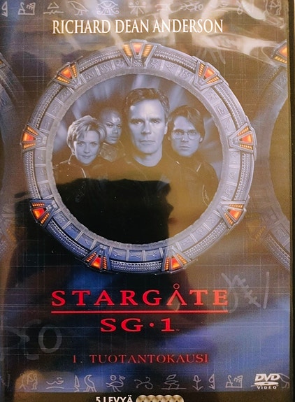 Stargate kausi 1 dvd