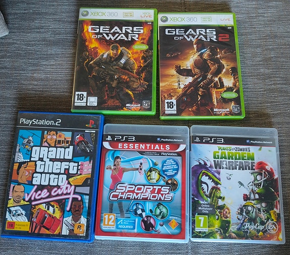 Myydään kuvan pelit. GPs3 ps2 ja xbox360 pelejä
