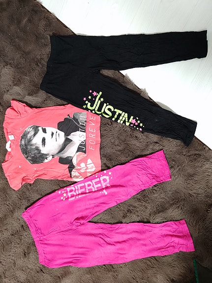 Justiin Bieber t-paita + kahdet leggarit 134/140cm