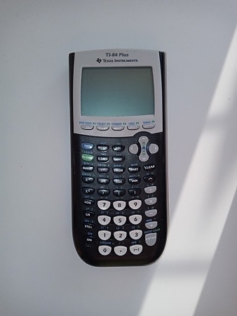 Texas Instruments Ti-84 Plus grafiikkalaskin
