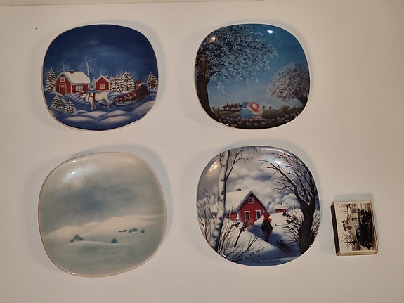 Seinälautaset