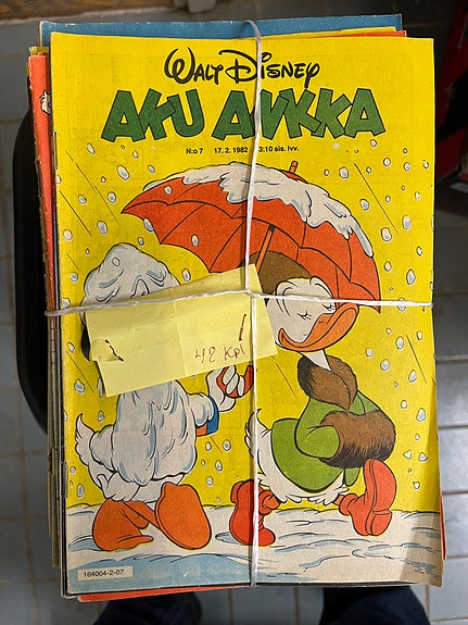 Aku Ankka  1982 sarjakuvalehdet .48kpl.