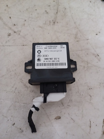 VW Passat 2010-2014 1.4 TGI Ajovalon ohjausyksikkö 5M0907357E Z08