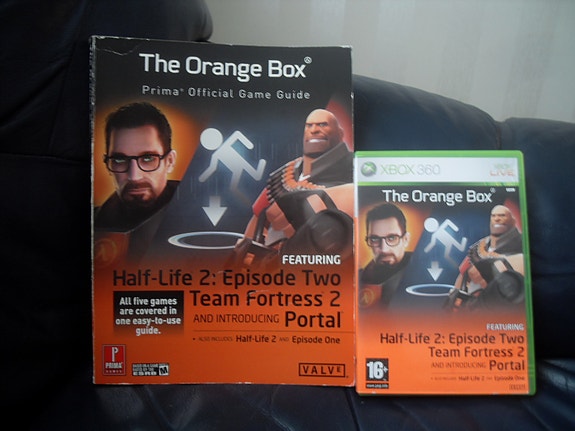 XBOX 360 The Orange Box - Half-Life 2 + peliopas Game Guide