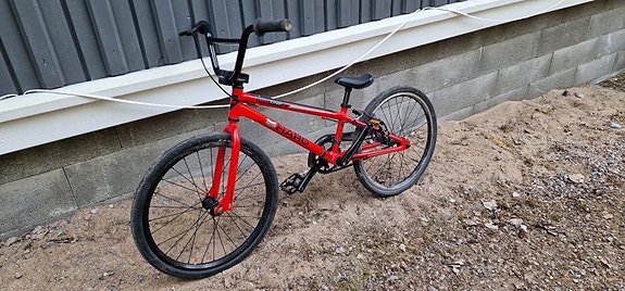 HARO kilpa-BMX