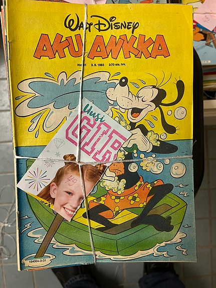 Aku Ankka sarjakuvalehdet 1983. 49-kpl