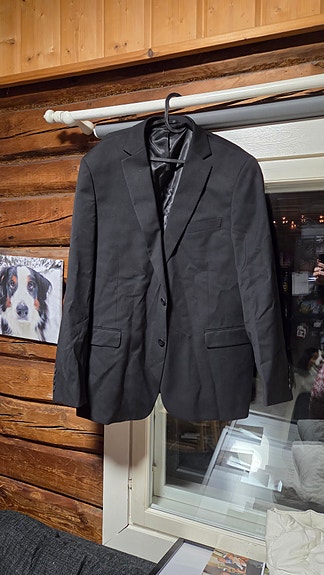 Dressman puvuntakki ja housut