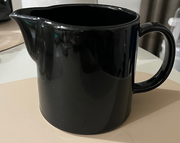 Musta kannu Arabia Teema 0,6 l